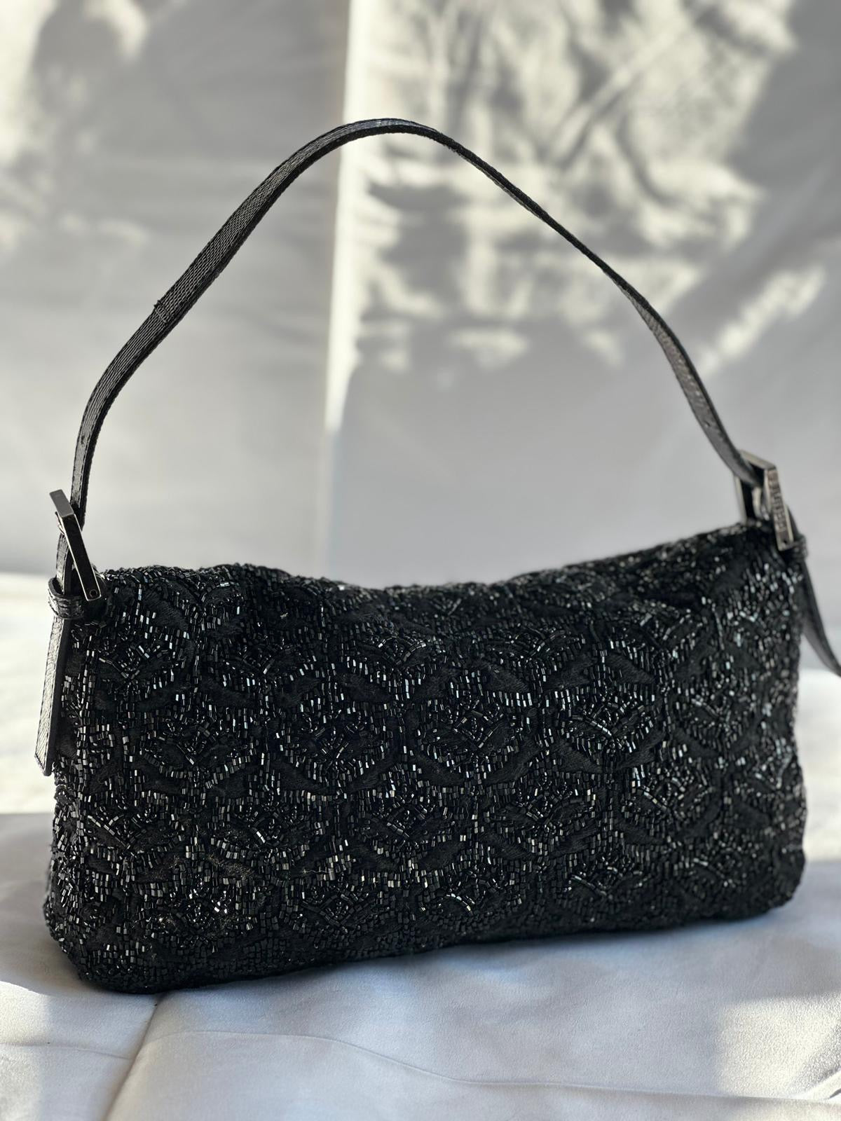 Vintage Fendi Baguette in perline