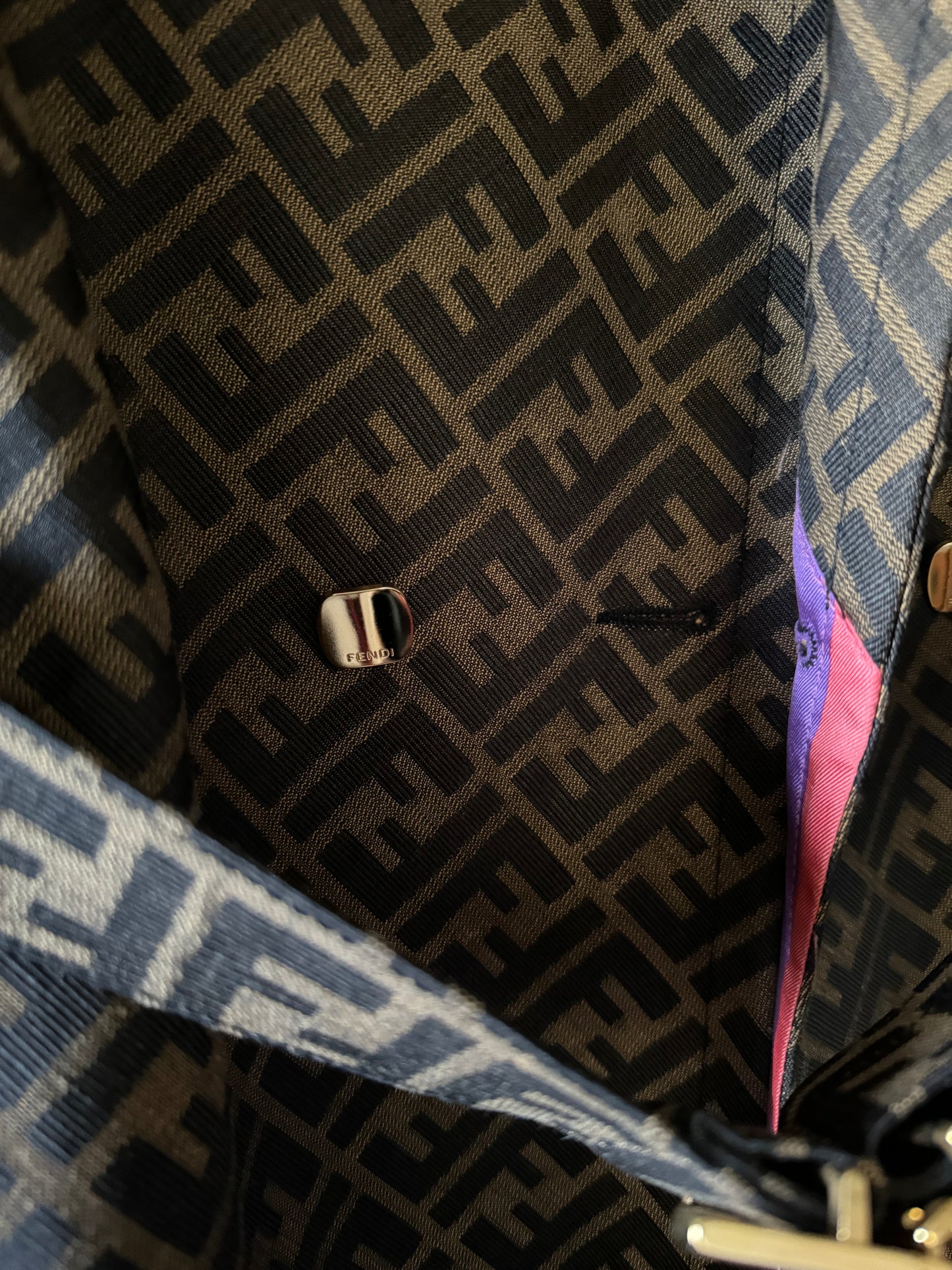 Trench Fendi Monogram