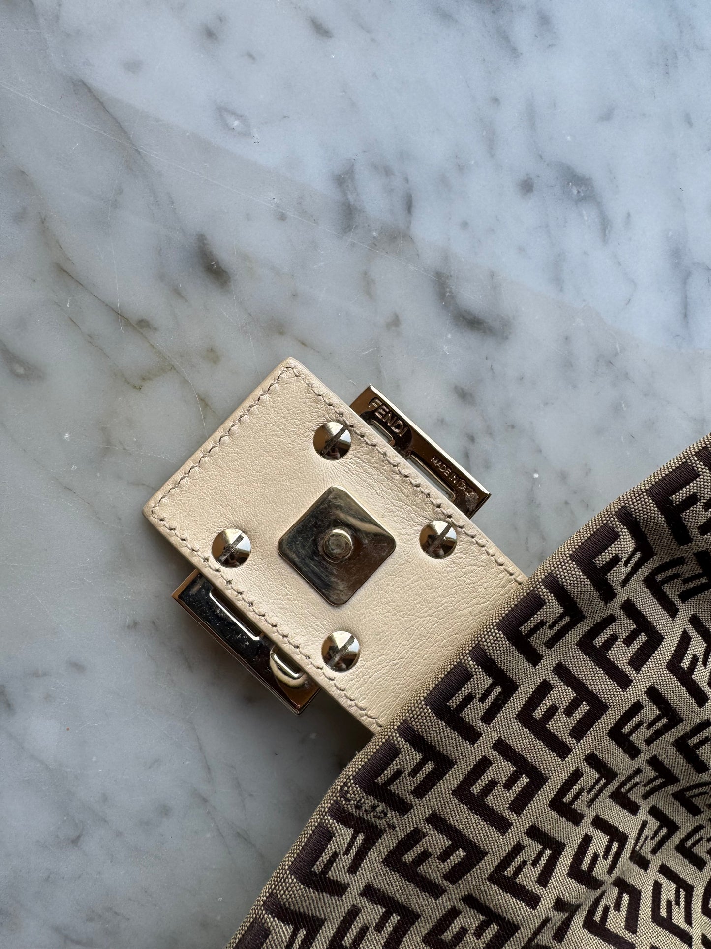 Fendi mamma baguette monogram