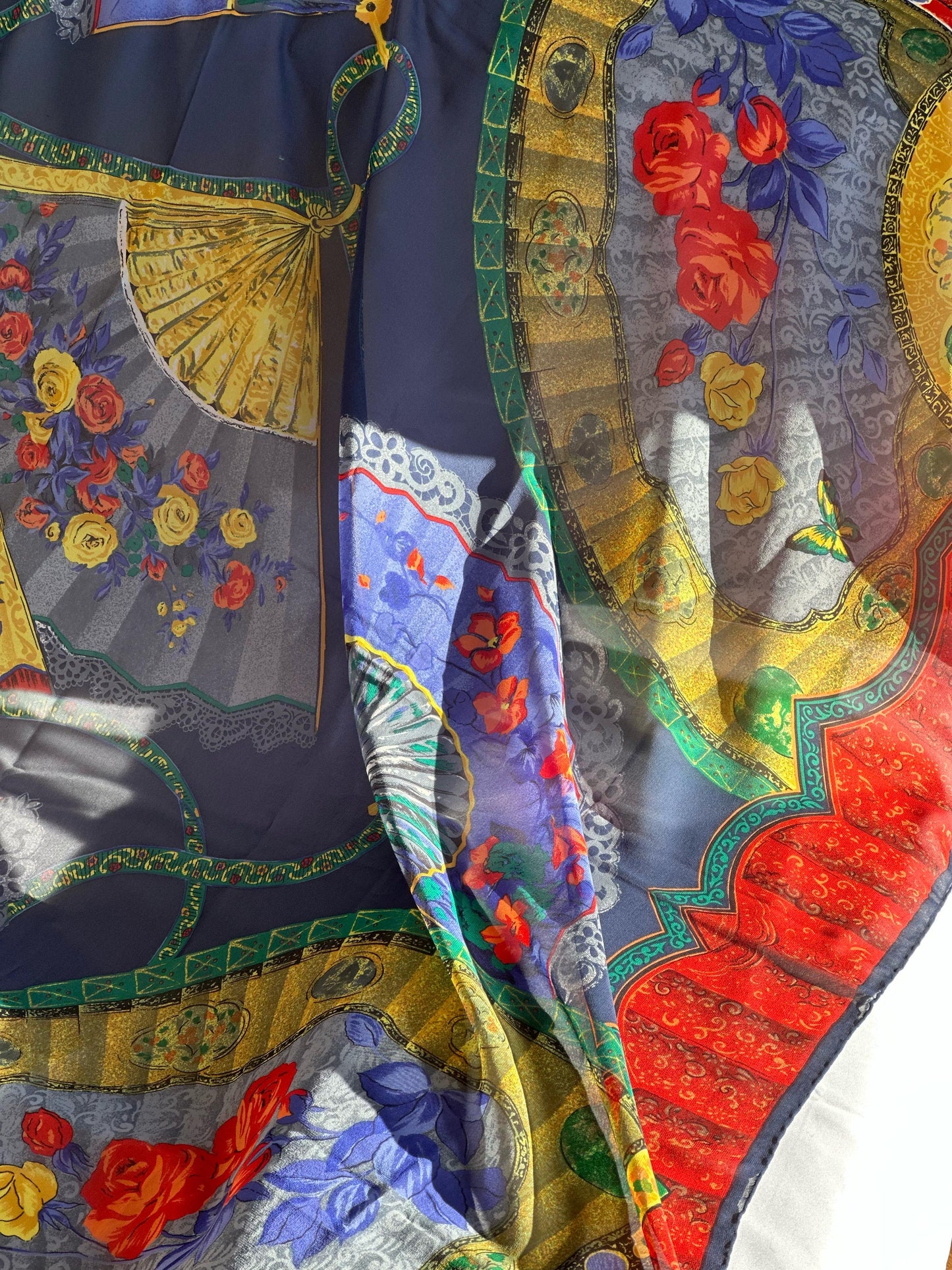 Vintage Gianni Versace Giga Foulard