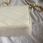 Chanel Envelope bianca