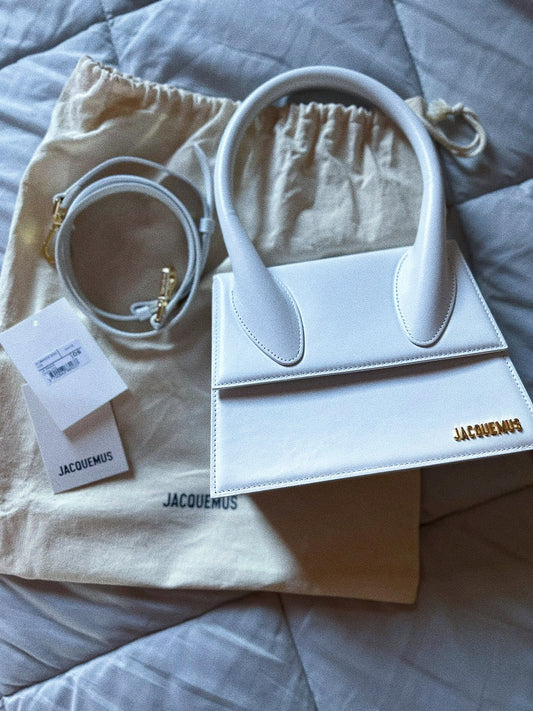 Le Grand Chiquito bianca Jacquemus